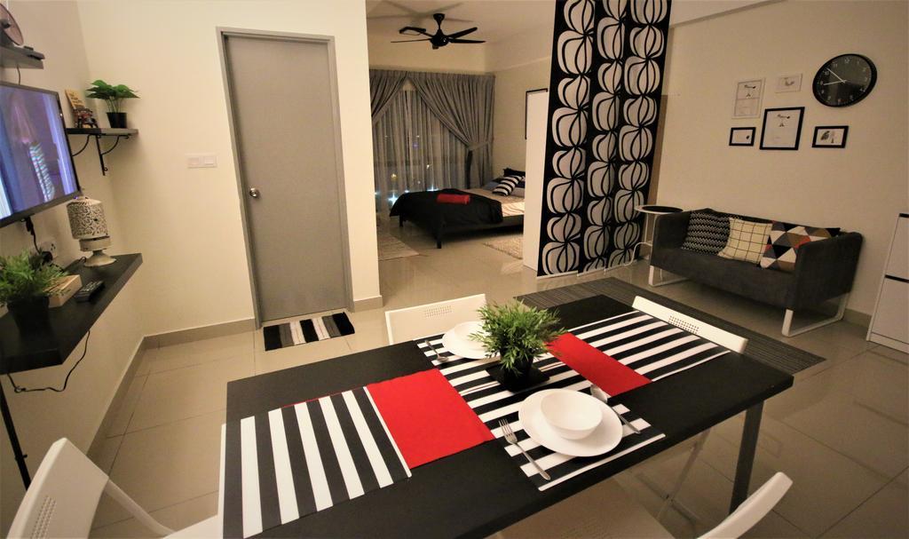 סיברג'איה Hyve Soho Suites מראה חיצוני תמונה